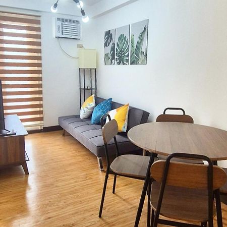 Davao Urban Crib At Arezzo Place Davao Condo Near Airport & Samal 외부 사진